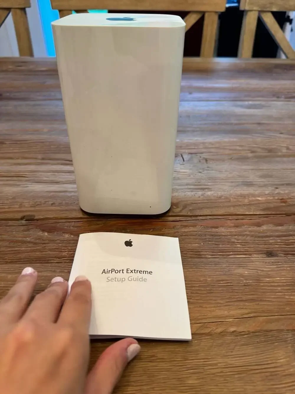 Apple AirPort Extreme 802.11ac Wi-Fi Base Station Model A1521